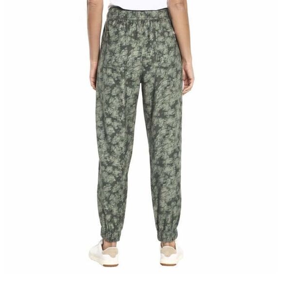 ORVIS The Perfect Travel Pant Ladies’ Tencel Jogger Digital Camo Green Sz XL NWT - Picture 2 of 8
